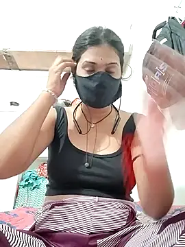 Hott karisma online show from July 2026 02:25:02 PM