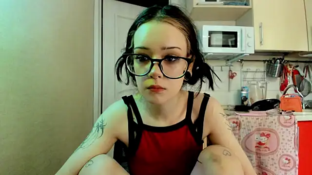 Honey Mollyy online show from July 2026 09:05:01 AM