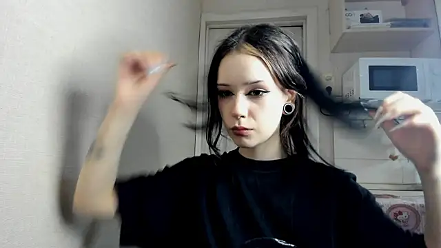 Honey Mollyy online show from July 2026 03:53:02 PM