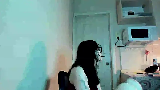 Honey Mollyy online show from July 2026 10:06:02 PM