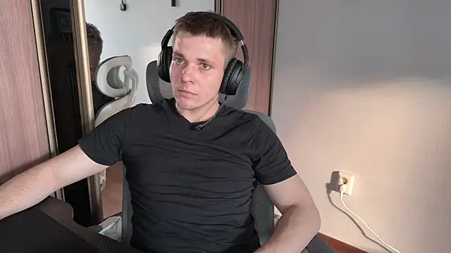 Nikclak online show from July 2026 04:39:02 PM