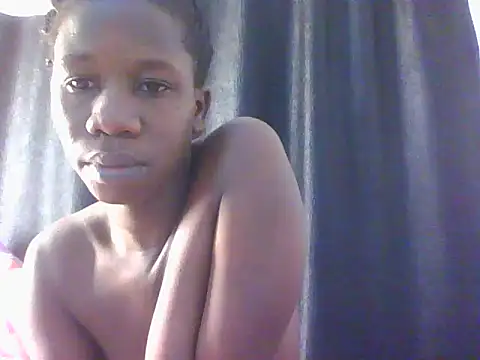 Snapshot of Liily_y chatting on July 2026 01:56:02 AM Liily y online show from July 2026 01:56:02 AM