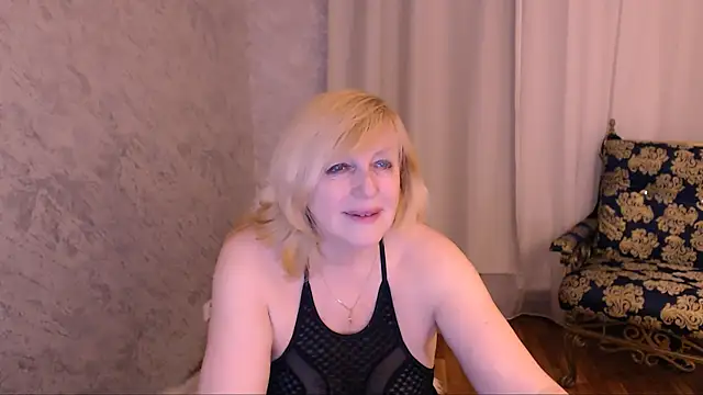 Samantha Si online show from May 2026 07:17:02 PM