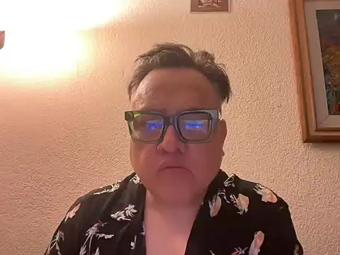 PROELIUM1977 online show from July 2026 04:32:02 AM