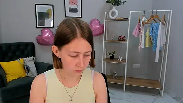 Snapshot of TheresaWelch chatting on July 2026 01:20:01 PM TheresaWelch online show from July 2026 01:20:01 PM