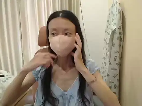Snapshot of Lil-Cherry chatting on July 2026 04:41:02 AM Lil-Cherry online show from July 2026 04:41:02 AM