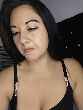 Snapshot of Melany_cute_Ariadna chatting on July 2026 09:45:01 PM Melany cute Ariadna online show from July 2026 09:45:01 PM