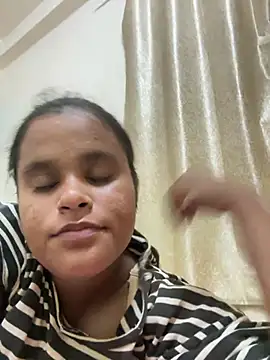 Snapshot of bhumii_ chatting on July 2026 02:46:02 PM bhumii online show from July 2026 02:46:02 PM