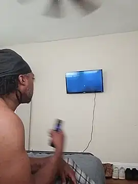 Snapshot of mellavish1 chatting on August 2026 05:08:01 PM mellavish1 online show from August 2026 05:08:01 PM