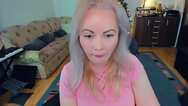 WhitneyLynn online show from January 2025 05:24:01 PM