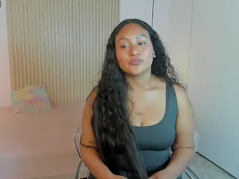 SerenaFordd online show from July 2026 08:48:01 PM