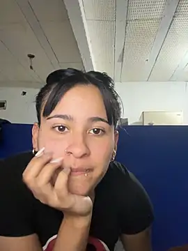 nenasmalass online show from July 2026 10:27:02 PM