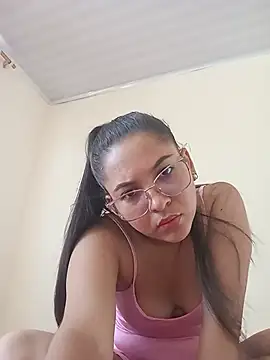 Roxxana2026 online show from July 2026 06:04:02 PM