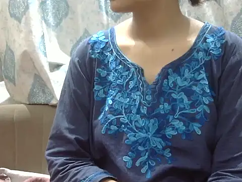 Snapshot of darling_bachha chatting on July 2026 06:38:02 PM darling bachha online show from July 2026 06:38:02 PM