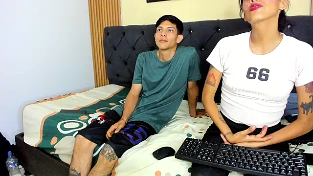 KimAndYorky online show from July 2026 07:38:02 PM