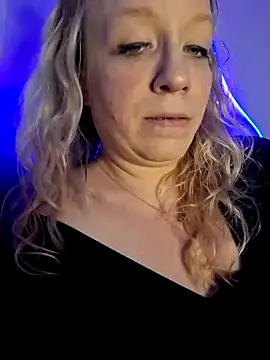 XxMs StarzxX online show from January 2025 03:04:02 AM