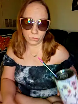 XxMs StarzxX online show from November 2025 05:41:01 AM