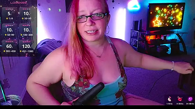 Snapshot of XxMs_StarzxX chatting on May 2026 02:06:01 AM XxMs StarzxX online show from May 2026 02:06:01 AM