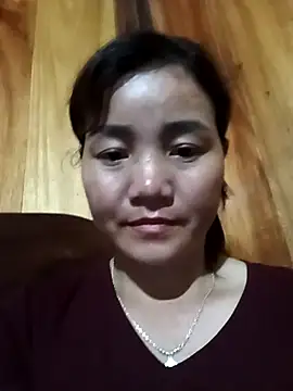 Quee Quee online show from July 2026 10:56:02 AM