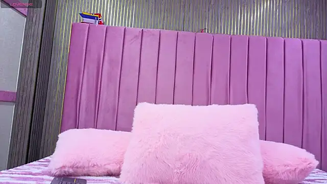 Sofia Messy- online show from July 2026 04:10:01 AM