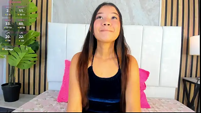 Snapshot of Amelie_12 chatting on July 2026 03:59:02 AM Amelie 12 online show from July 2026 03:59:02 AM