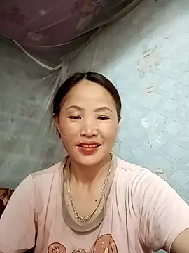 Snapshot of Mie-Miee chatting on July 2026 01:19:01 PM Mie-Miee online show from July 2026 01:19:01 PM