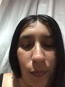 Snapshot of Foxy_April chatting on July 2026 01:36:01 AM Foxy April online show from July 2026 01:36:01 AM