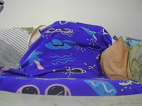 Snapshot of hakanbeyzade chatting on January 2025 02:19:01 PM hakanbeyzade online show from January 2025 02:19:01 PM