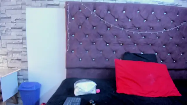 Snapshot of gabriela_grace chatting on October 2025 03:33:02 PM gabriela grace online show from October 2025 03:33:02 PM