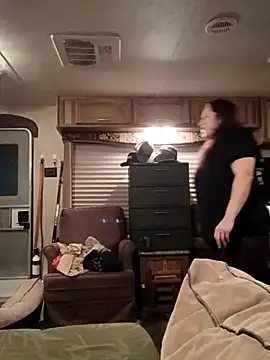 Snapshot of gagginglady chatting on July 2026 05:27:01 AM gagginglady online show from July 2026 05:27:01 AM