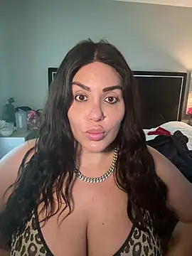 Snapshot of samistaxxx chatting on July 2026 05:32:01 PM samistaxxx online show from July 2026 05:32:01 PM
