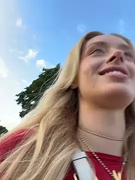 PollyDolly online show from July 2026 04:42:02 PM