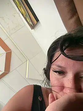 Snapshot of tublanquitaxxx chatting on July 2026 04:08:01 PM tublanquitaxxx online show from July 2026 04:08:01 PM