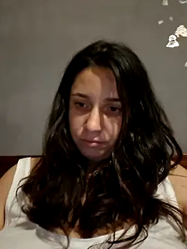 LeylaYvess online show from July 2026 07:10:01 PM