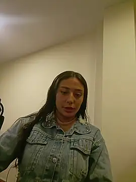 caroline bennett online show from July 2026 07:54:02 PM