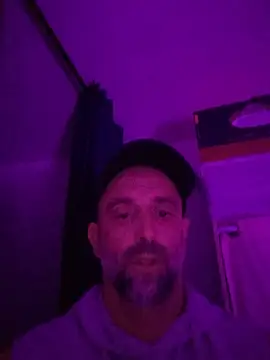 Snapshot of Bensbzh chatting on July 2026 01:07:01 AM Bensbzh online show from July 2026 01:07:01 AM
