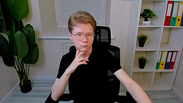 DanielSanders online show from August 2026 10:46:01 AM