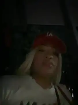 Snapshot of riri_brunnete chatting on July 2026 04:24:01 AM riri brunnete online show from July 2026 04:24:01 AM