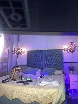 Snapshot of riri_brunnete chatting on March 2026 04:20:01 AM riri brunnete online show from March 2026 04:20:01 AM