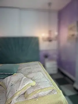 Snapshot of riri_brunnete chatting on March 2026 04:19:02 AM riri brunnete online show from March 2026 04:19:02 AM