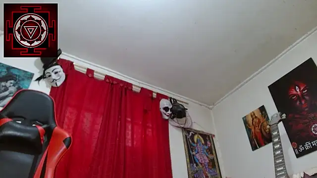 Amanda Valeska online show from April 2026 07:58:02 PM