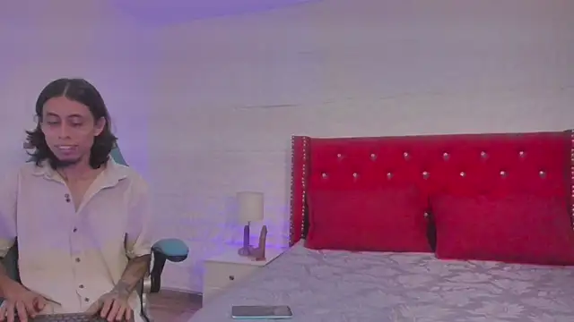 thehappycouple  online show from July 2026 02:57:01 PM