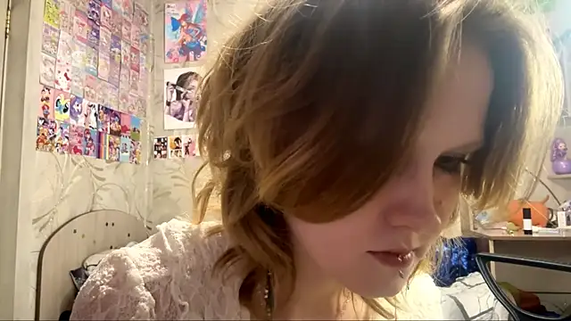 JosephineBulmer online show from July 2026 04:25:01 PM