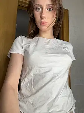 Snapshot of LilyLun chatting on July 2026 11:38:01 AM LilyLun online show from July 2026 11:38:01 AM
