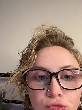 Kat peachyy26 online show from July 2026 12:18:02 AM