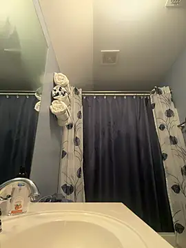 comewatchme1 online show from July 2026 12:46:02 PM