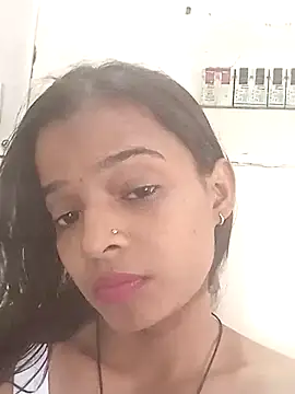 Itsjanvi07 online show from July 2026 07:04:01 AM