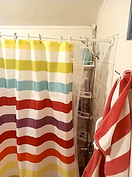 robredoj online show from November 2025 12:00:02 AM