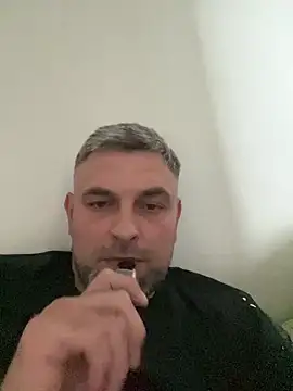 djodjo222 online show from July 2026 05:20:01 PM