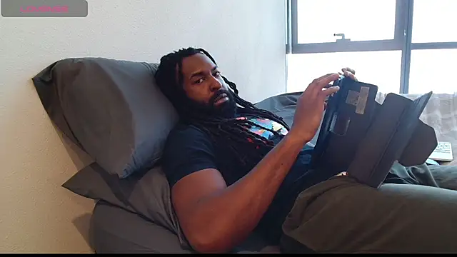 blackmuscless online show from July 2026 06:15:01 PM